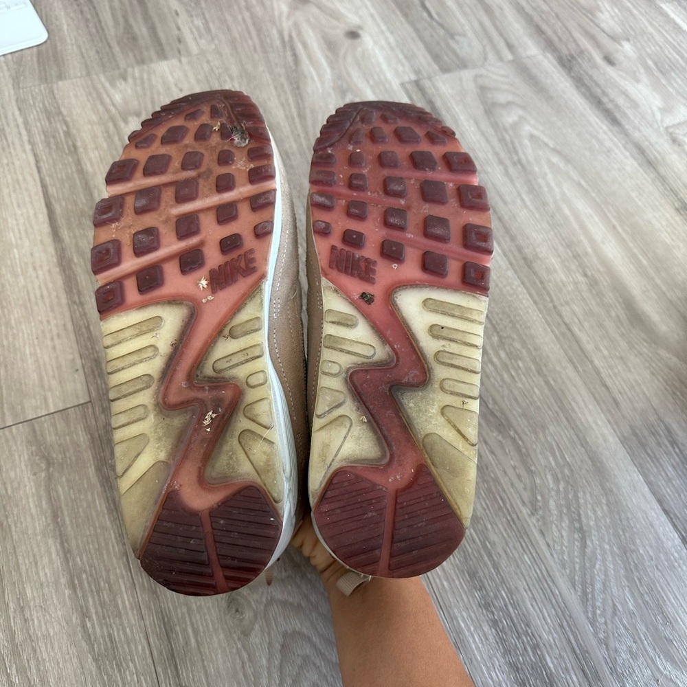 Serena Williams Design Crew x Nike Wmns Air Max 90 Futura 'Hemp' - Picture 4 of 4